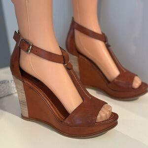 ZINDA made in SPAIN Elegant Tan Leather Wedge Sandals Sz 8.5